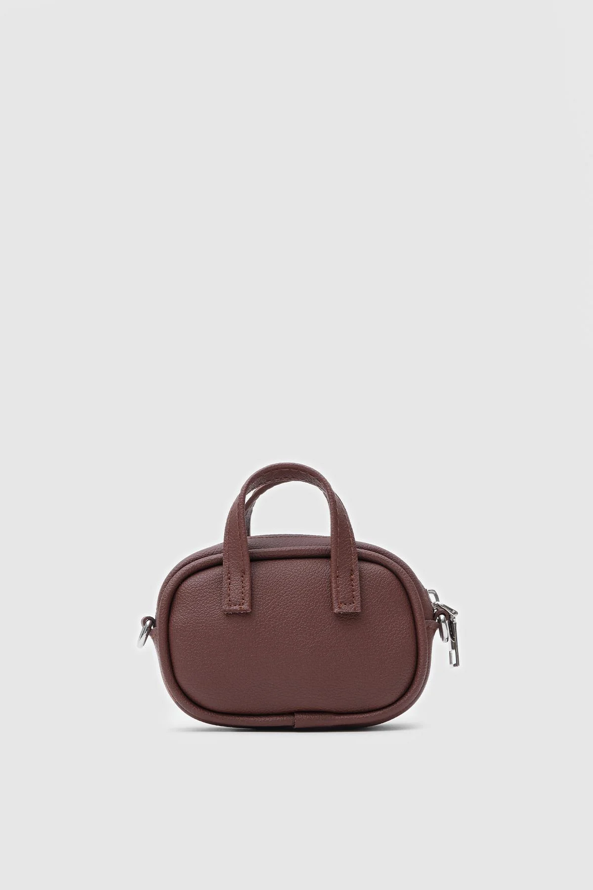 C4E6BCF3-C268-1A60-B24C-794B28071AC6