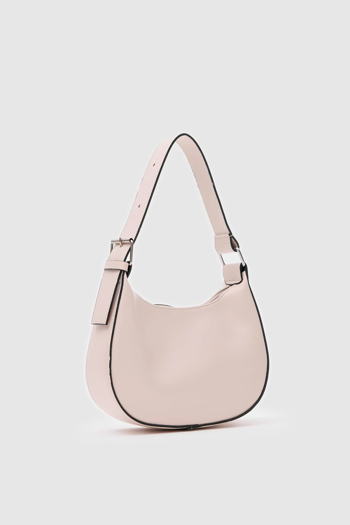 57498139-B450-D52E-6A17-47C3F66CF52E