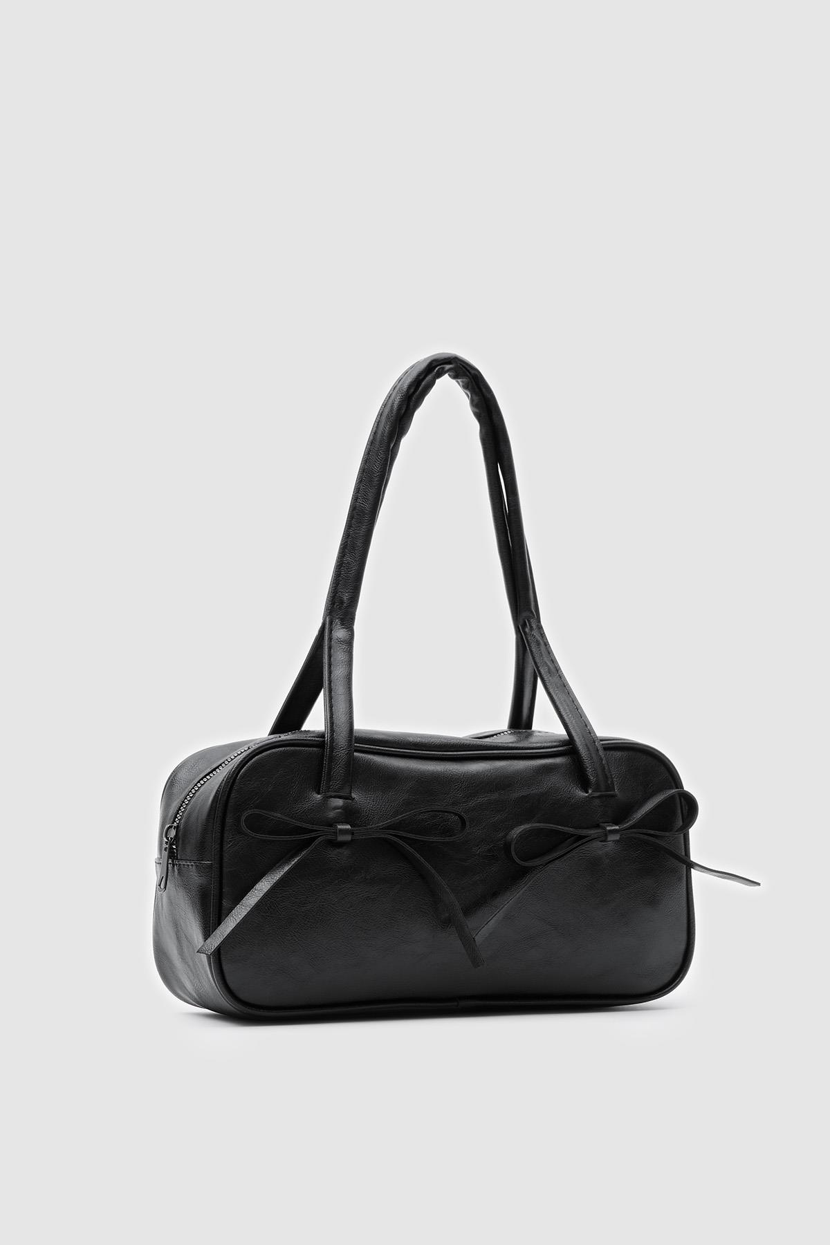 9756D2FF-4847-5B86-A44E-0871C257445D