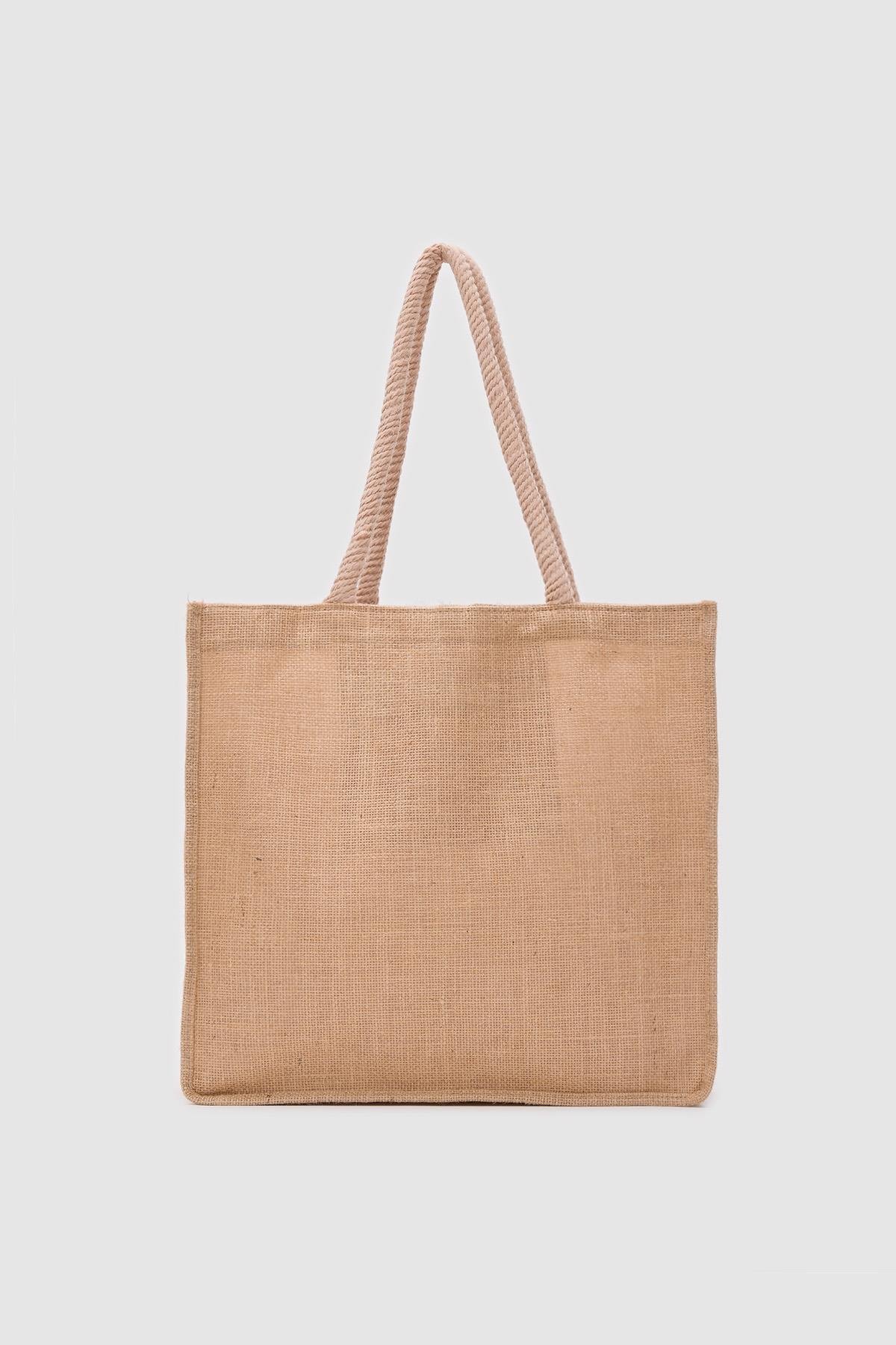 ADA843BF-808D-91DA-CB54-FC58D3AF6A98