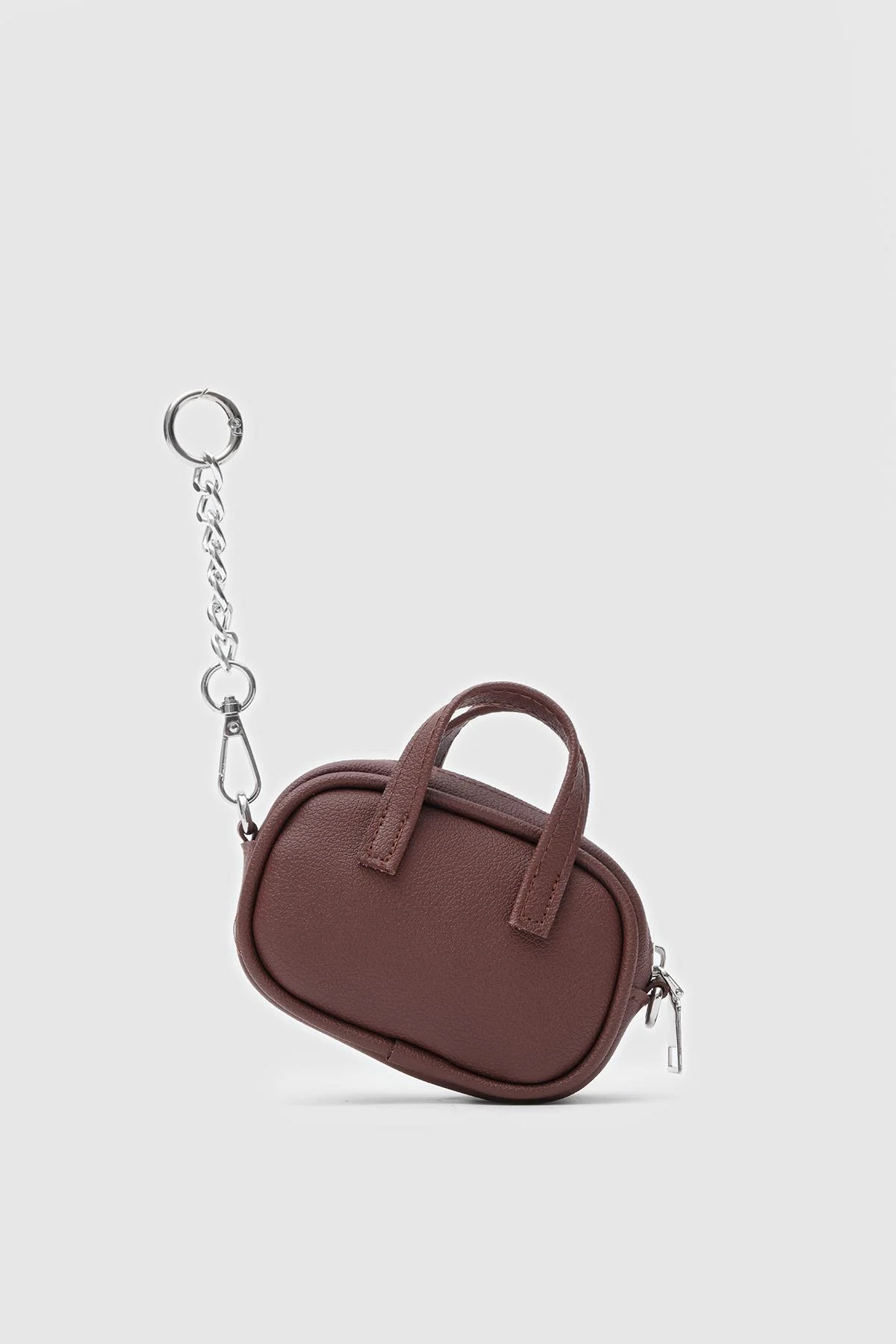 C4E6BCF3-C268-1A60-B24C-794B28071AC6