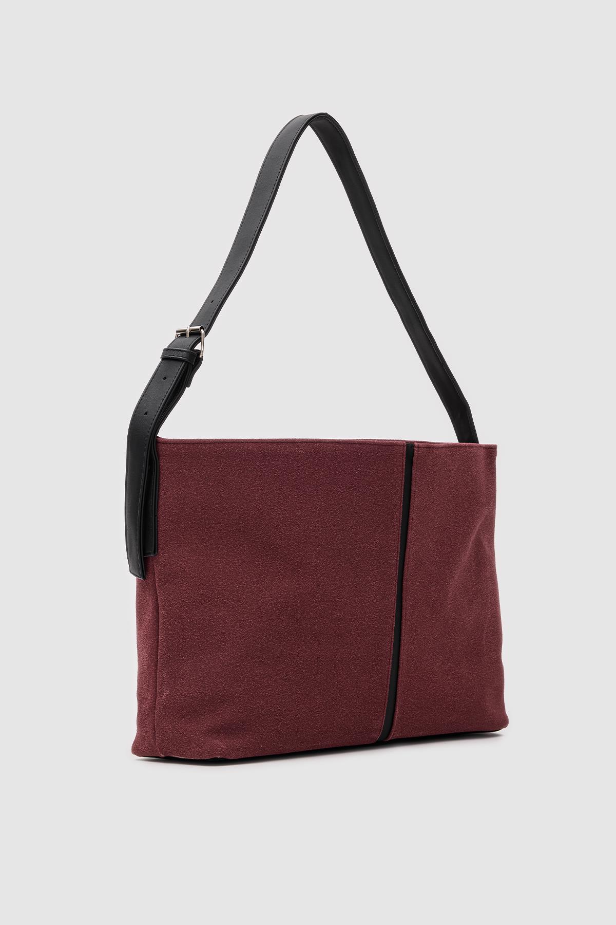 42B4D27D-D0C3-E2F8-67E4-0A8840D7629B