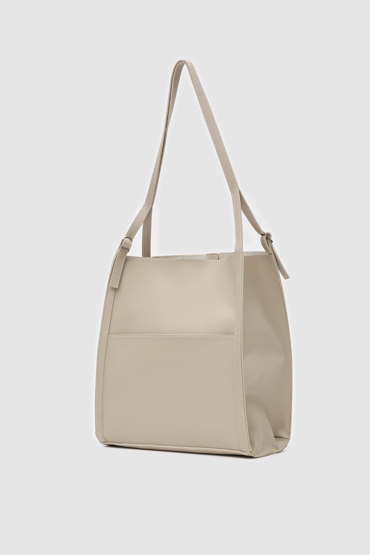 750BD584-68C1-0087-B36B-4B2E70D8DBD6