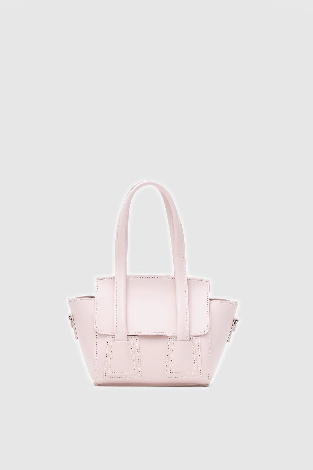 EA806778-6E5C-EA75-9541-0AF188DE6B02