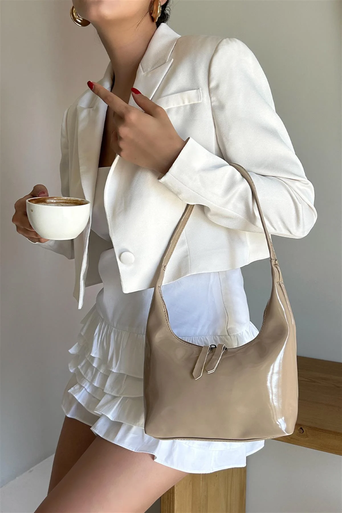 D797DED7-2C4C-E065-2DEA-9F62F208C9BC