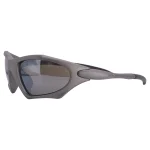 Effortlessly Chic Eyewear for the Modernist - Image 3