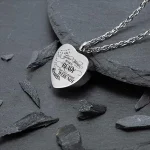 Chic Heart-Shaped Pendant Necklace - Image 2